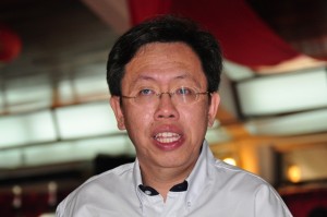 Secretary General Dr Sim Kui Hian