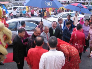 From left,  Dato' Sebastian Ting, Tan Sri Peter Chin welcome the TYT and wife.