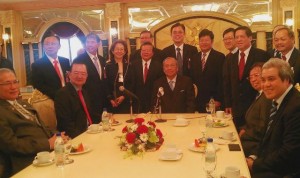 Chief Minister, Adenan Satem with President Tan Sri Peter chin , 2nd from left and CWC members after the meeting
