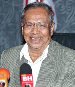 首席部长丹斯里阿德南沙登