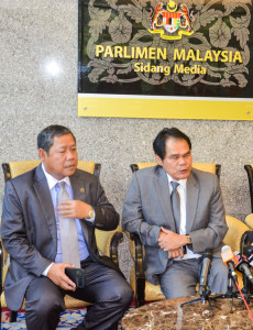 MP Mas Gading Anthony Nogeh and Anyi Ngau