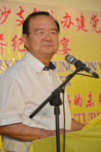 党主席陈华贵希望党员发挥敢怒敢言精神。