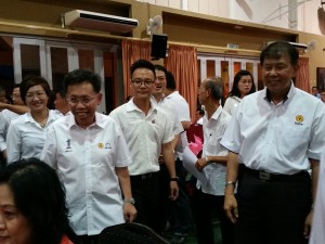 Chairman of Pending branch, Senator Datuk Dr. Sim Kui Hian, Organising chairman, Milton Foo and Publici