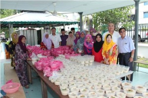 In the spirit of 1 Malaysia