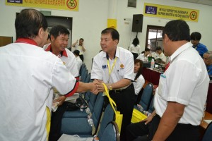 人联党秘书长陈超耀欢迎党员们出席党代。