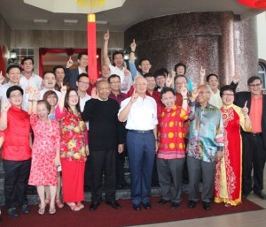 首相与首长与人联党领袖高喊砂哈迪。
