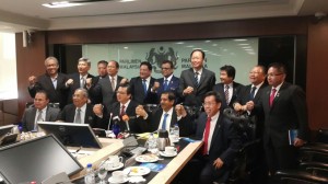 Dr Sim attending the meeting