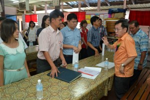 沈桂贤给予英吉利里中华公学年轻教师一番勉励。