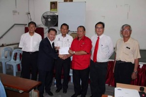 1555376_10152894760383133_765178840519575078_n