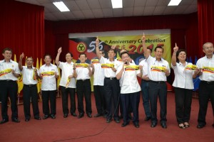 AkmJq4AOW01c9OwVTFGcDbjLyxJ_ujlFAaFP_-Y_G7qU