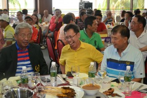 Masing, Dr Sim and Dato' Sebastian Ting at the golf game.