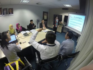 AvtUQvDZbTw202TisQRv-4mu-LJDveb8J5c_gz-ZzYmU