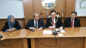 From left, PRO Faridah Ismail, Secretary Andrew Joris, Lo and deputy chairman, Dr. Zaidi Haji Suhali