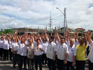 34045747_10155548636658133_8485980114100682752_n