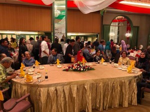 37346217_10155650210433133_7920249027621289984_n