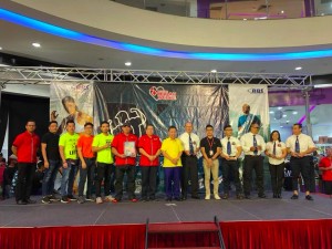 38404792_10155687622313133_3045826566773800960_n