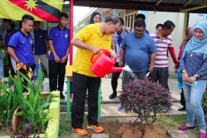 38454077_1808525815897247_2663266588404219904_o