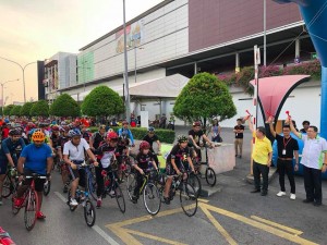 38536396_10155689338873133_2640607736814895104_n