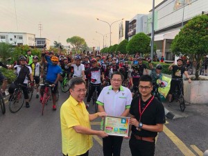 38635905_10155689338738133_466959702098444288_n