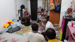 Si in white shirt talking to Datuk Sebastian