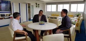 Dr. Sim meeting with Kuching division Hardi bin Fadillah Hamzah