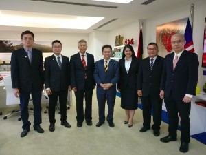SUPP President, Datuk Dr Sim Kui Hian n Secretary general, Datuk Sebastian Ting with the newly sworn Pol sec to the CM.